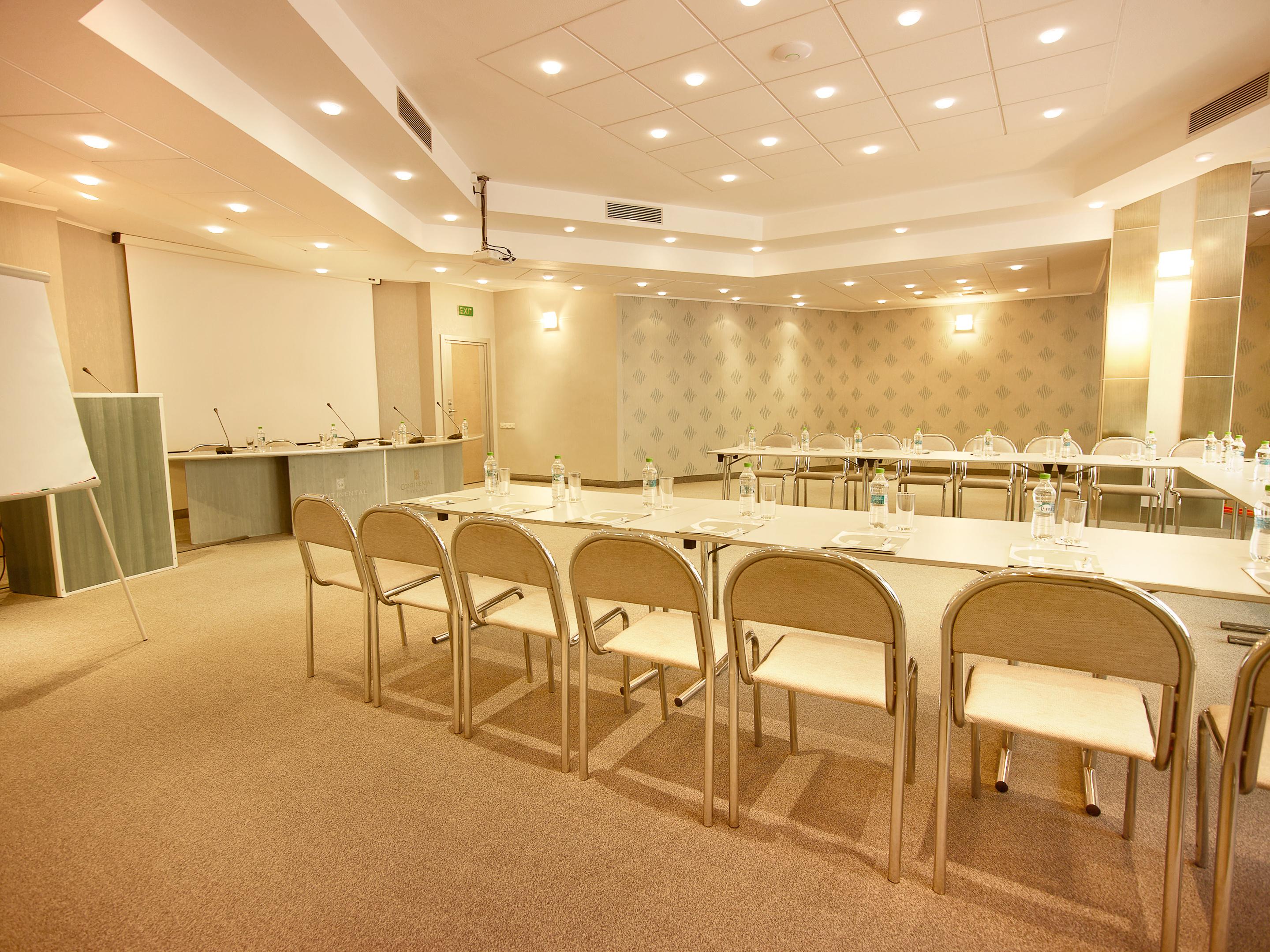 Continental Forum Oradea Eksteriør bilde